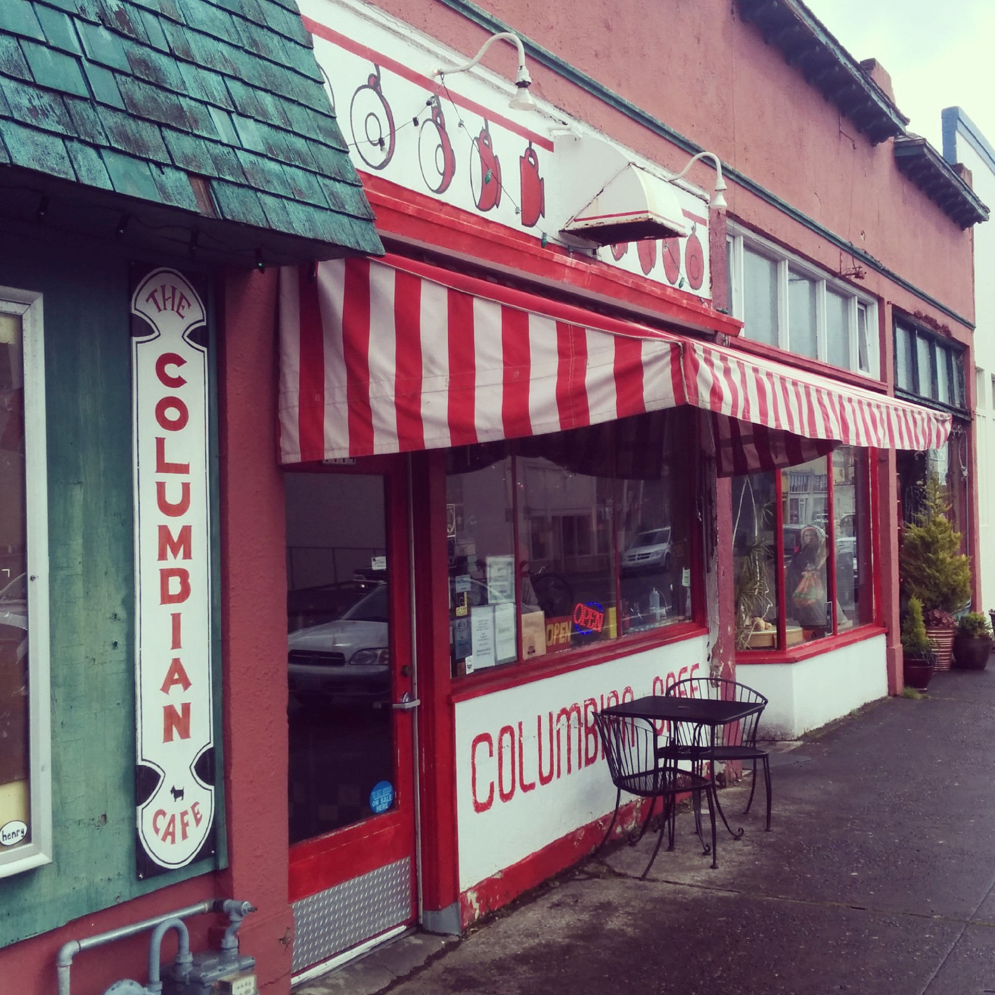 I walked about a mile and a half to the bike shop and stopped at this place called The Columbian which was  fantastic. 