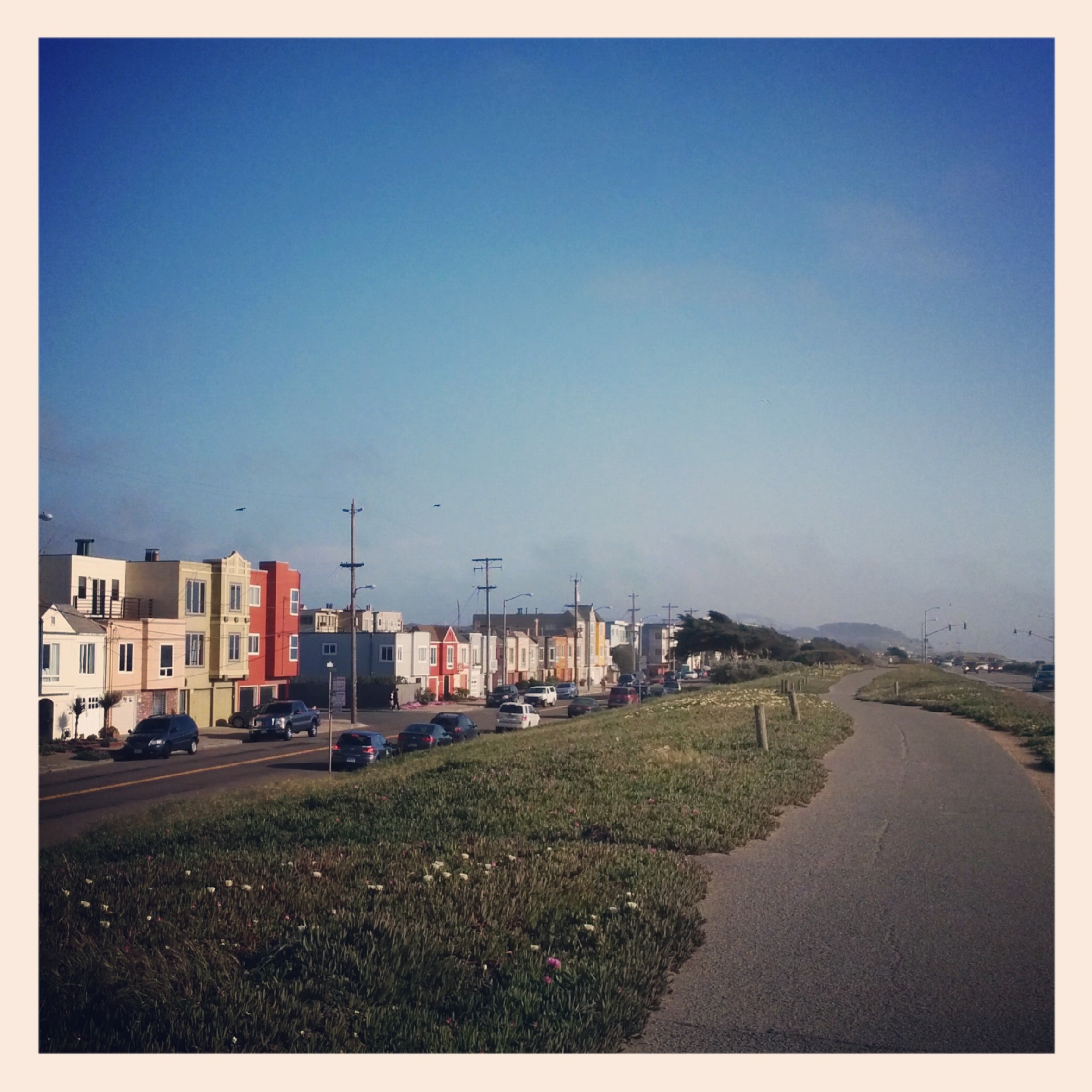 Got on the trail next to the Great Highway leading towards my motel for the night. Not a bad view