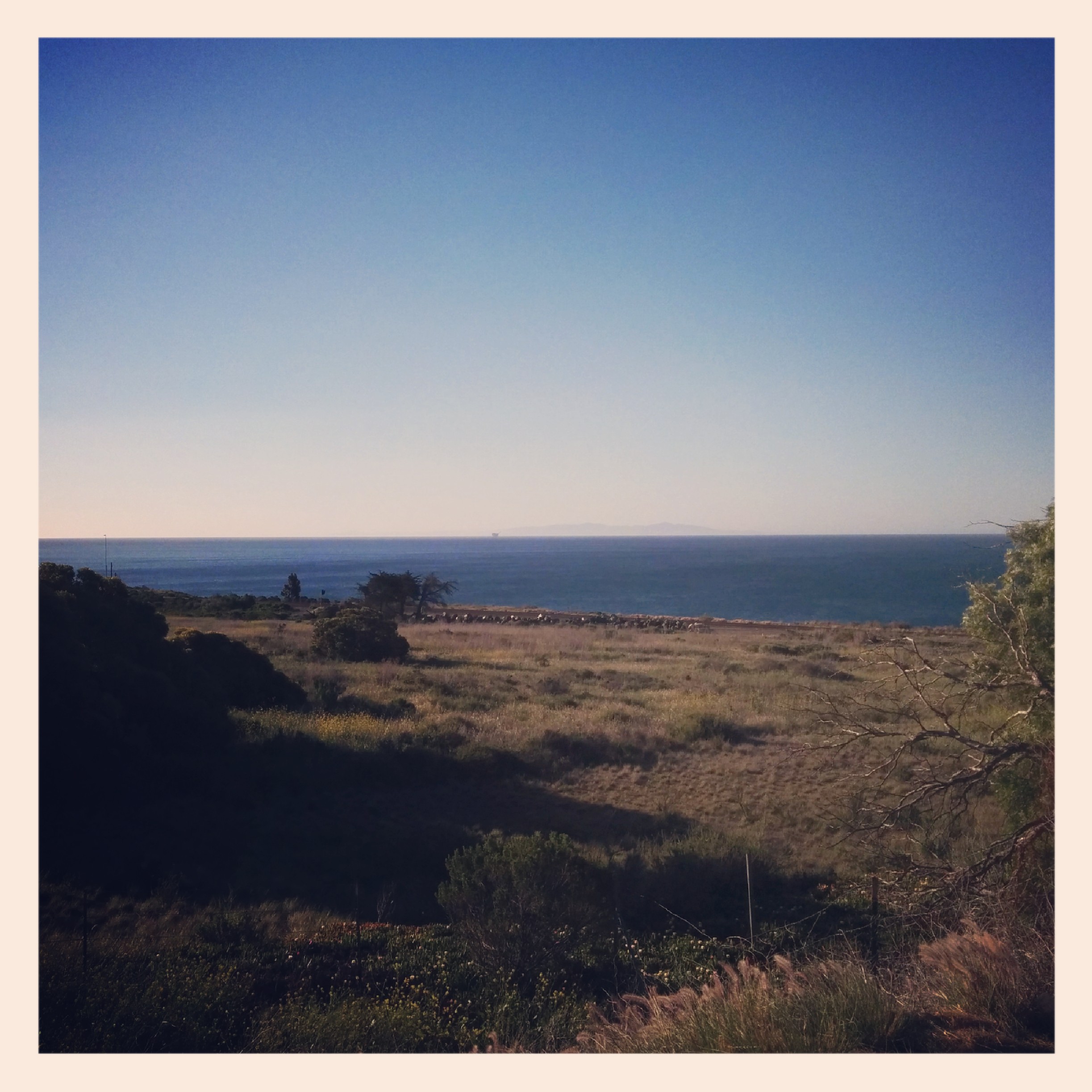 Today started great Sunday morning traffic on the 101 was quiet which is always good when your riding s bike on the highway. And having this for a view is not bad either :)