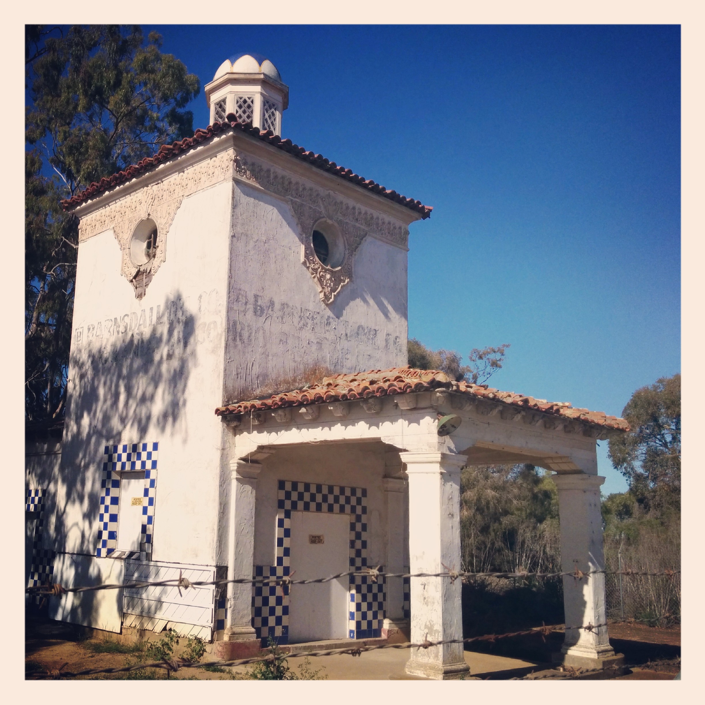 Got into Santa Barbara and here is the Barnsdale-Rio Grande gas station 1929.