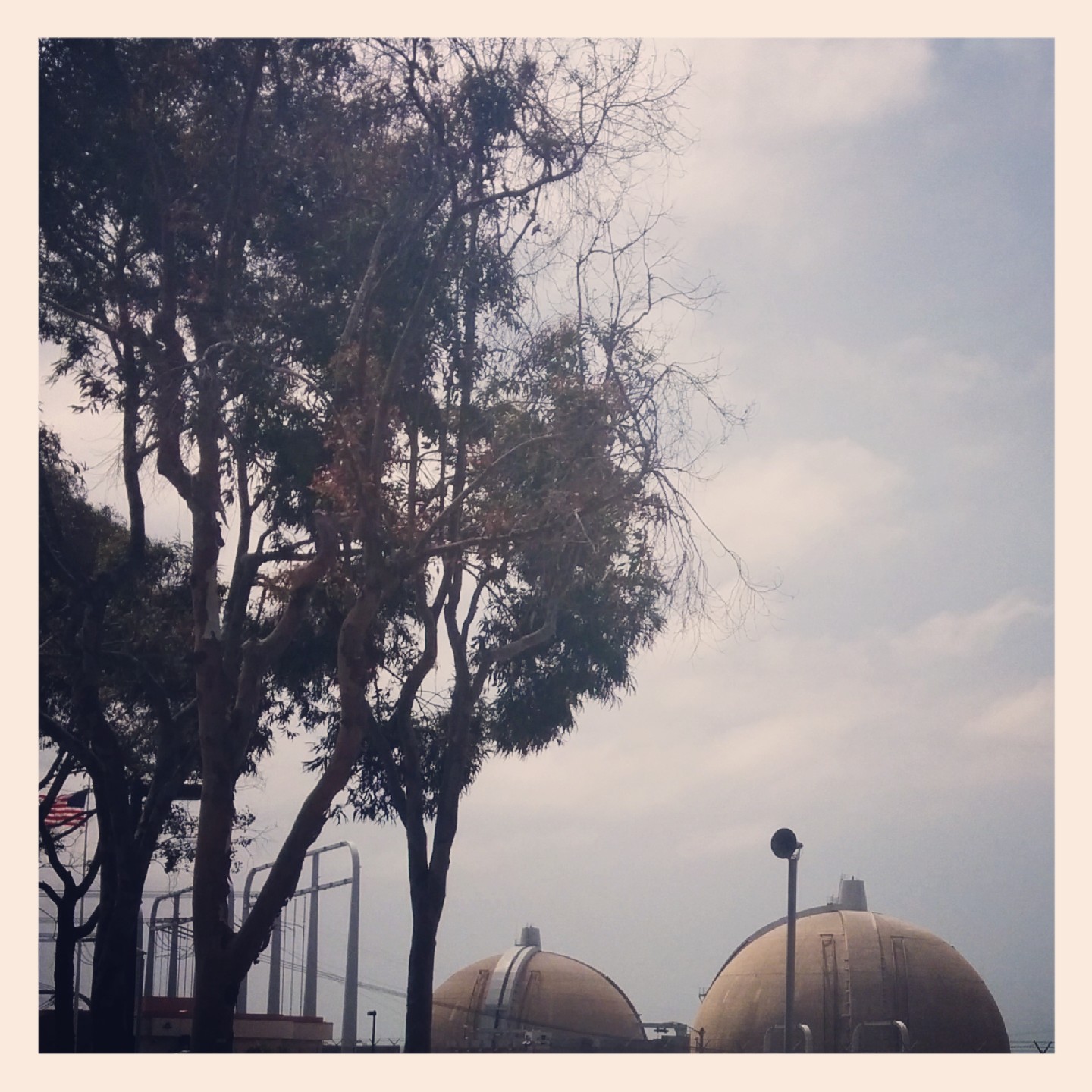 Then I rode by the San Onofre nucular plant which looked all ominous