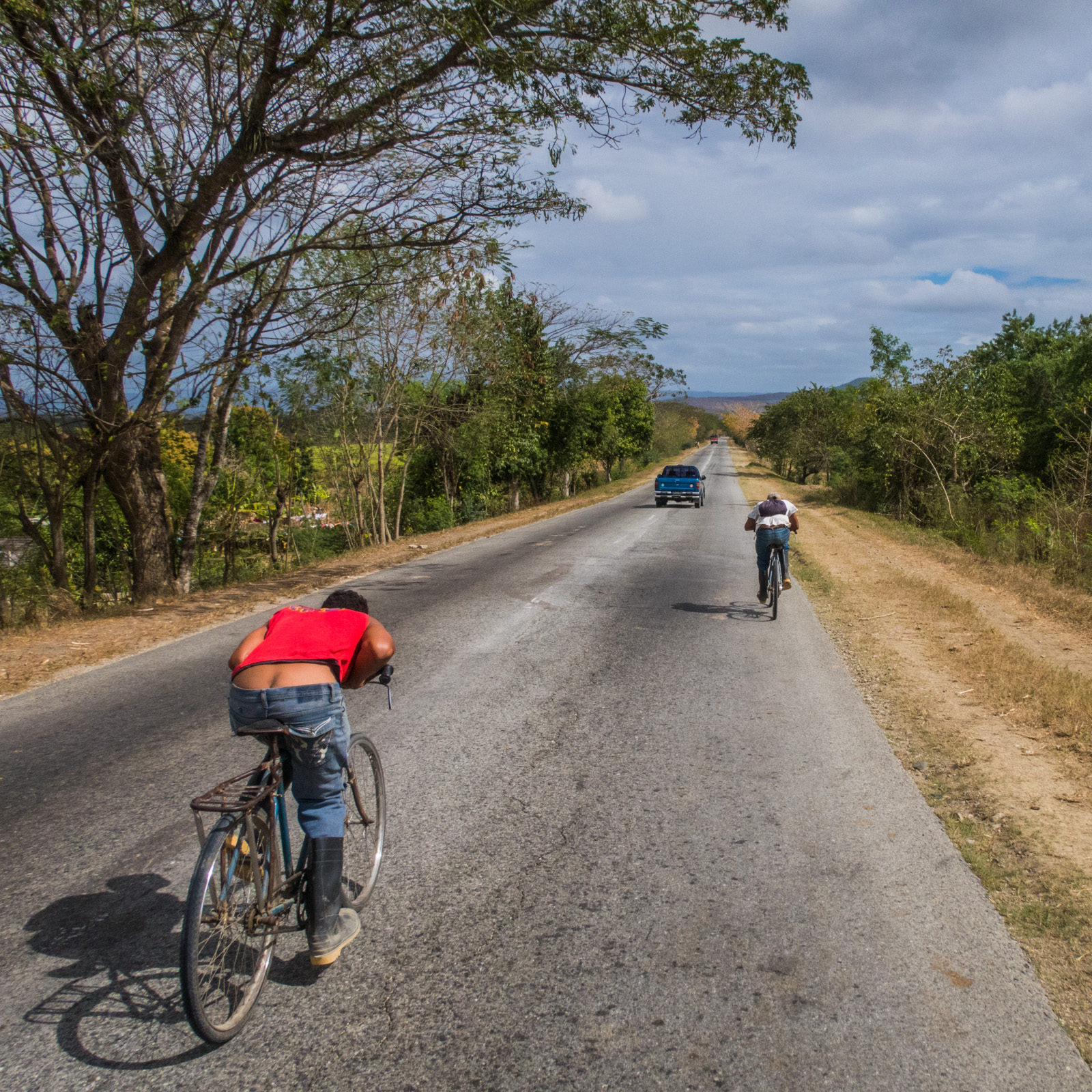 Santiago, Cuba – Holguín, Cuba