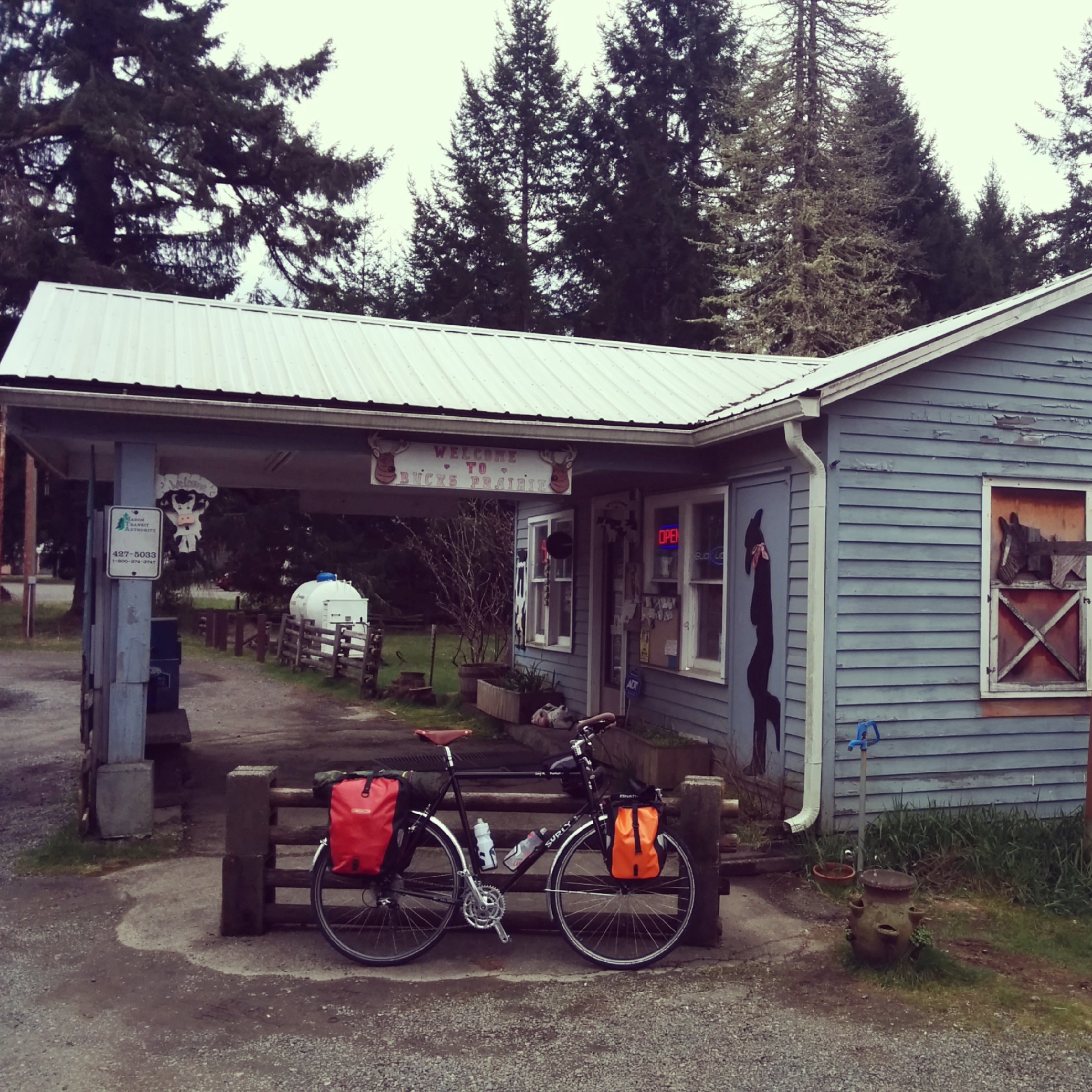 About halfway to Elma there is this little grocery shop called Buck's Prairie that I stopped to get some fuel.