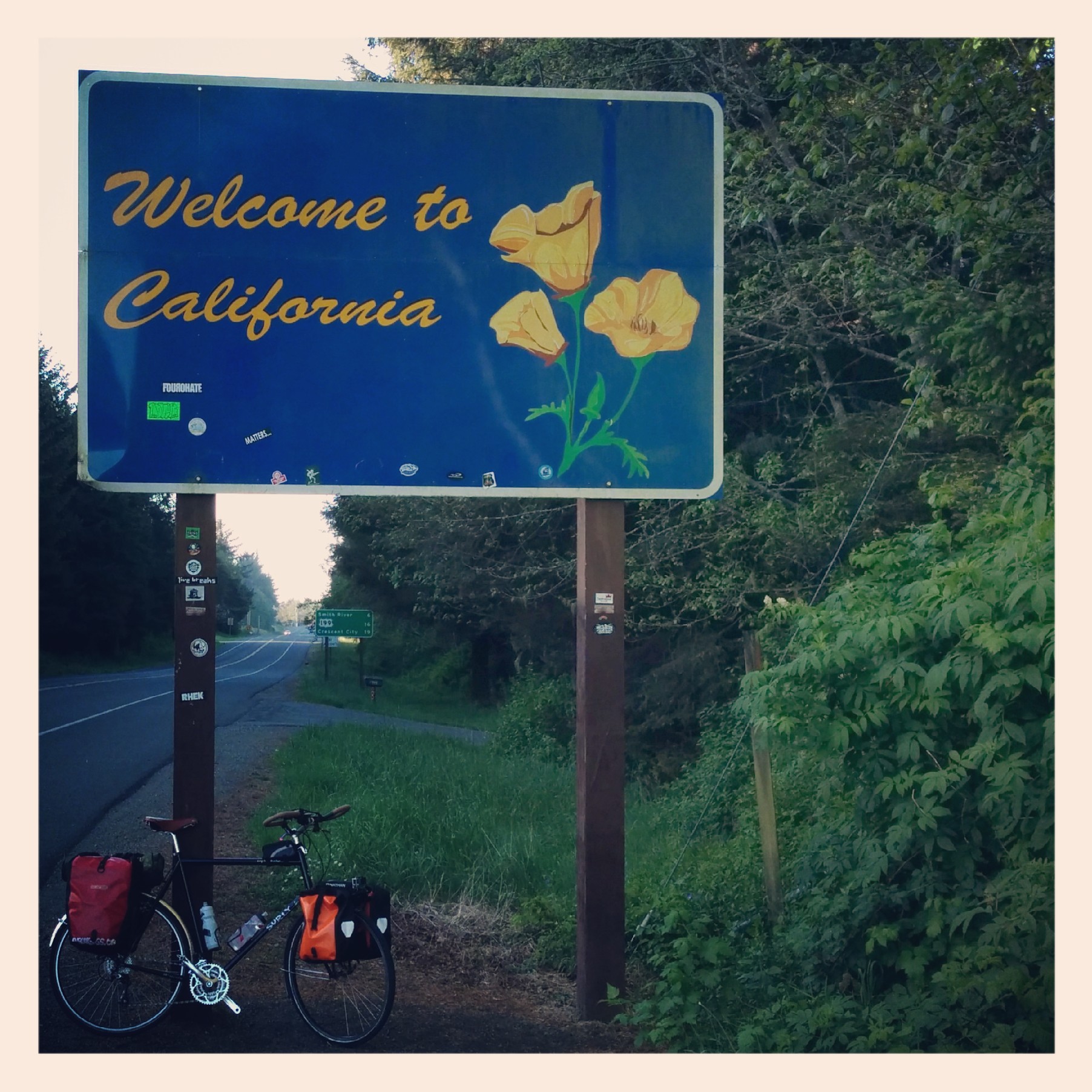 
And then immediately got back onto a nice quiet side road that took me along US 101 and then into farm country to a little town call Smith River.